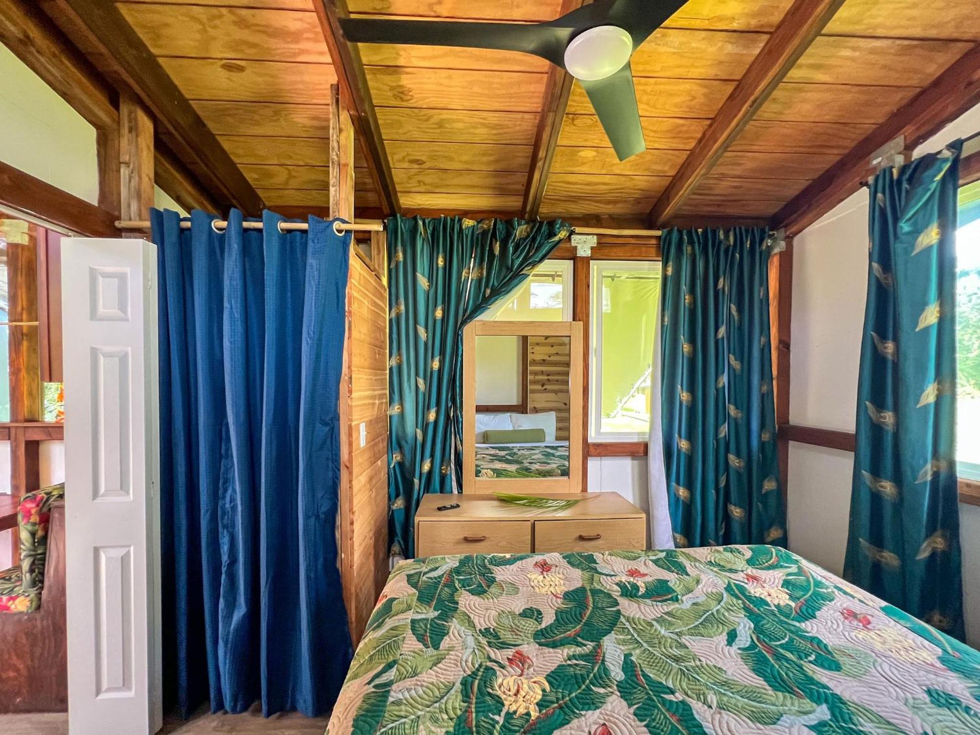 Hawaiian Sanctuary Eco Retreat Center Pahoa Exterior foto